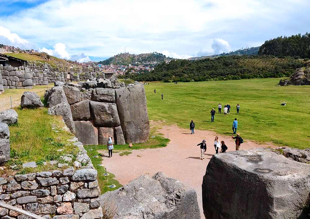 Explanada de Sacsayhuamán